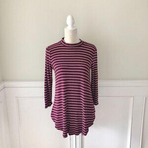 Love on a Hanger Maroon Mock Neck Tunic M